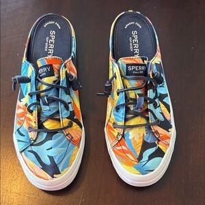 Sperry Women's Crest Vibe Mule Sneakers tropical floral print. 8.5